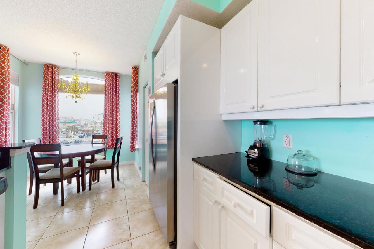 Colony West 2f Apartment Navarre